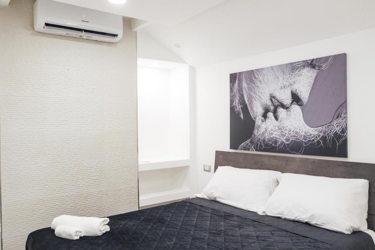 Casa Mullechella Apartment เนเปิลส์ ภายนอก รูปภาพ