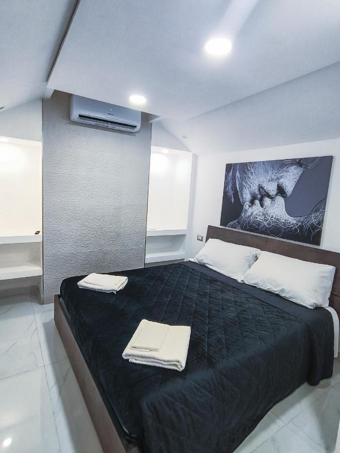 Casa Mullechella Apartment เนเปิลส์ ภายนอก รูปภาพ